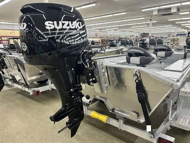 Slide: The Image of Xtreme Boats Brute 1648SS Tunnel 2026 - 10