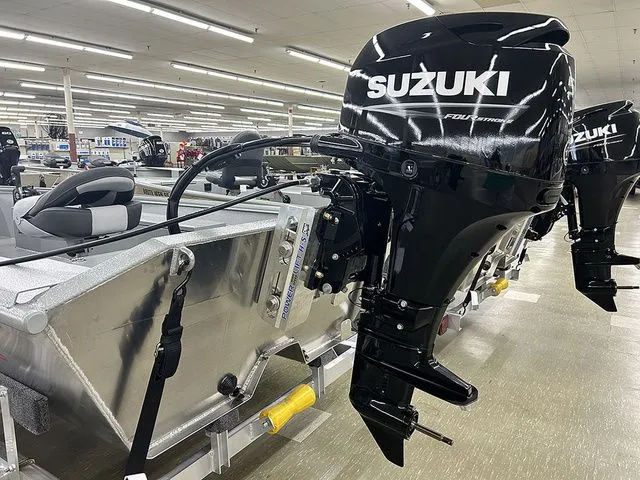 Slide: The Image of Xtreme Boats Brute 1648SS Tunnel 2026 - 11