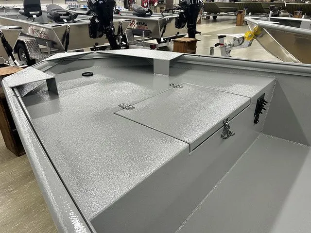 Slide: The Image of Xtreme Boats Brute 1648SS Tunnel 2026 - 4