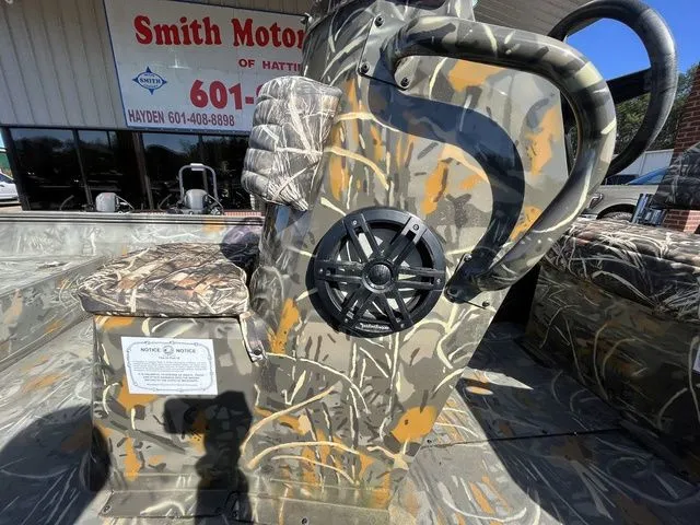 Slide: The Image of War Eagle 961 Blackhawk 2022 - 12