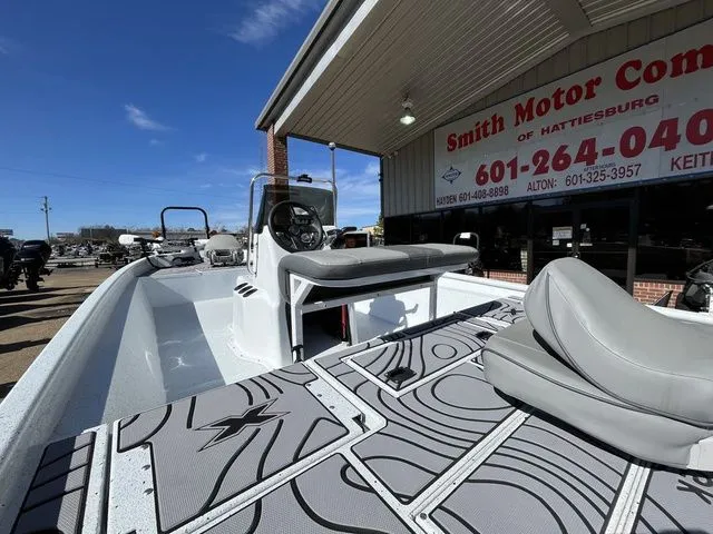 Slide: The Image of Xpress XP20CC 2023 - 11