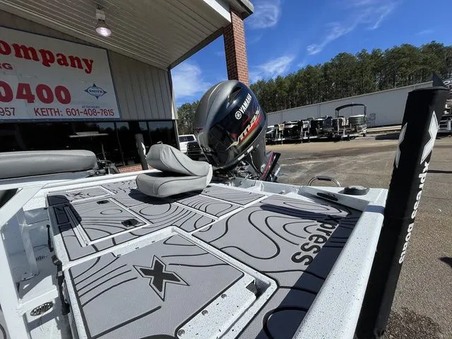 Slide: The Image of Xpress XP20CC 2023 - 9