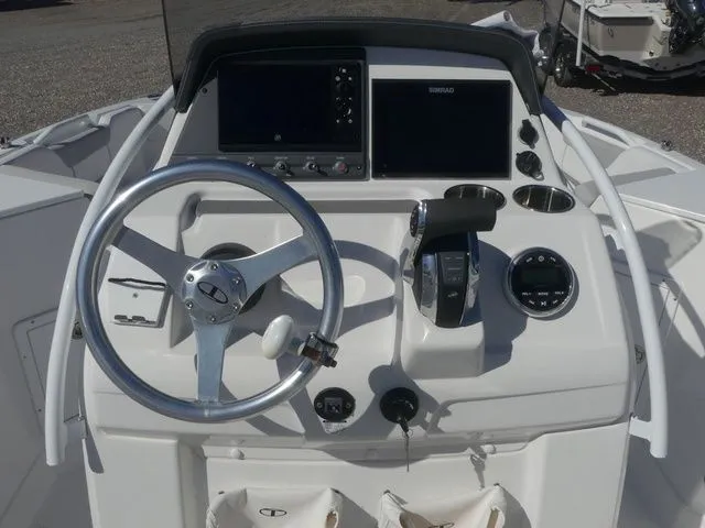 Slide: The Image of Tahoe 2150 CC 2022 - 18