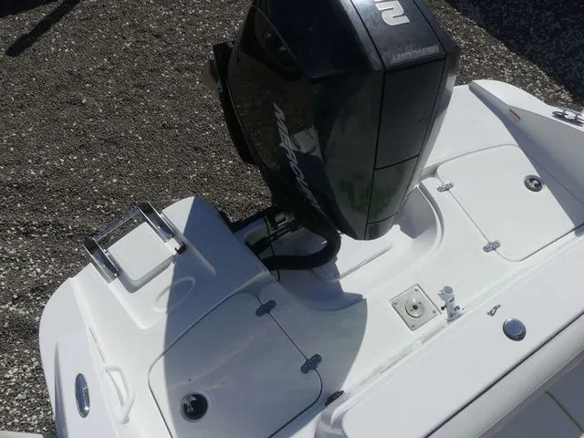 Slide: The Image of Tahoe 2150 CC 2022 - 20