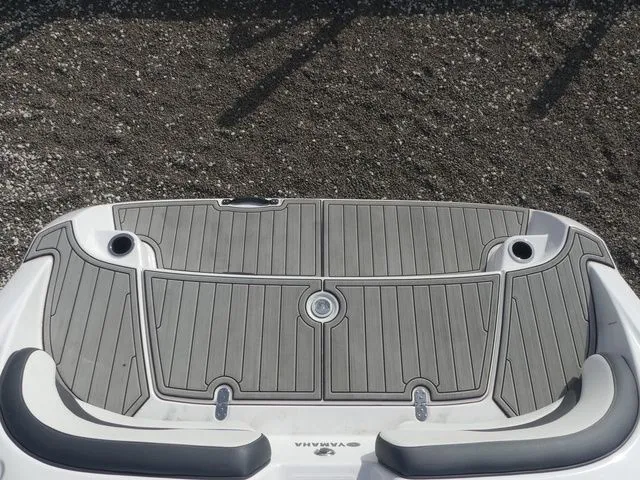 Slide: The Image of Yamaha AR195 2024 - 14