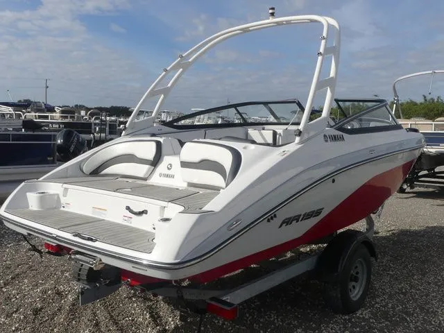 Slide: The Image of Yamaha AR195 2024 - 4