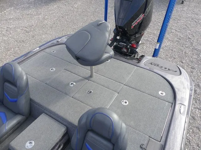 Slide: The Image of Falcon Boats F205 2023 - 13