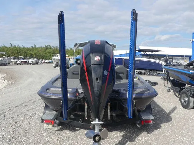 Slide: The Image of Falcon Boats F205 2023 - 5