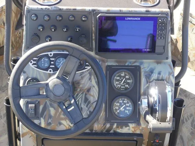 Slide: The Image of Ranger RB200 2022 - 15