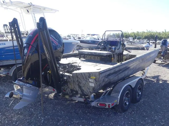 Slide: The Image of Ranger RB200 2022 - 4