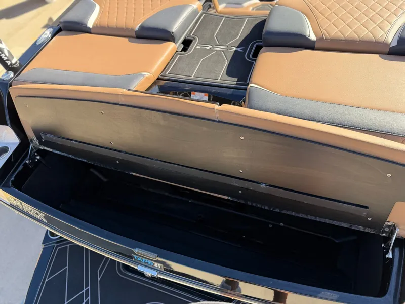 Slide: The Image of Tigé 24RZX 2022 - 26