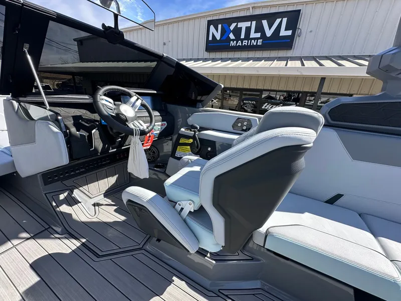 Slide: The Image of Nautique GS24 2026 - 16