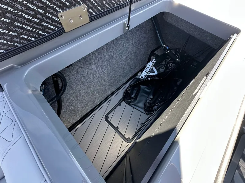 Slide: The Image of Nautique GS24 2026 - 30