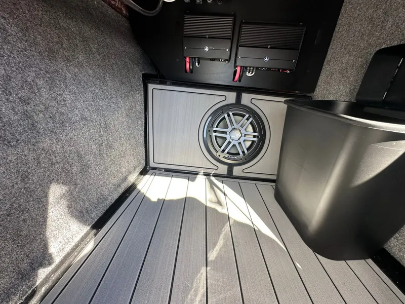 Slide: The Image of Nautique GS24 2026 - 32