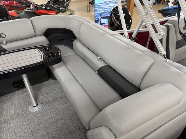 Slide: The Image of Sun Tracker Party Barge 20 DLX 2026 - 12