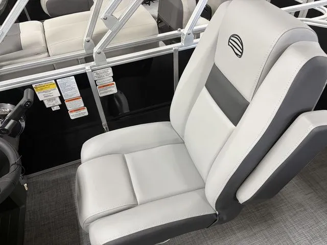 Slide: The Image of Sun Tracker Party Barge 20 DLX 2026 - 17