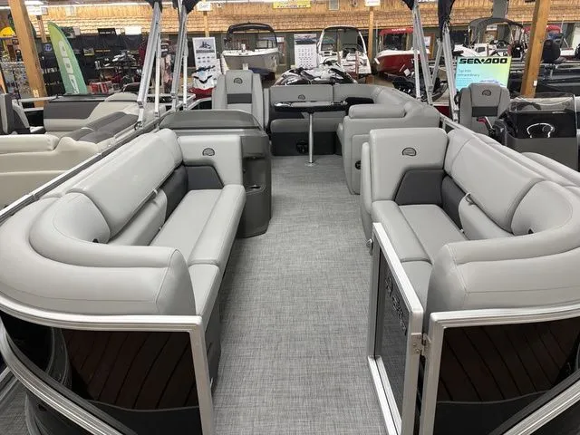 Slide: The Image of Sun Tracker Party Barge 20 DLX 2026 - 4