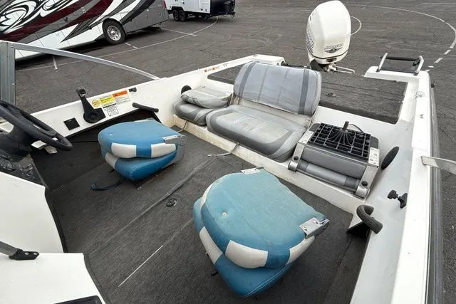 Slide: The Image of JAVALIN VENOM 2001 - 9