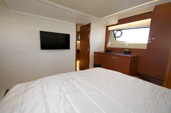 Slide: The Image of Prestige Yachts 500S 71478 2014 - 10