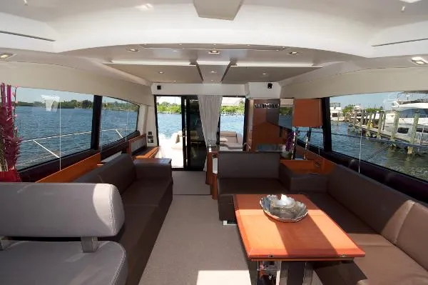 Slide: The Image of Prestige Yachts 500S 71478 2014 - 2