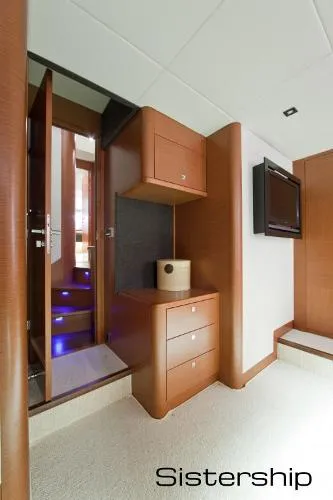 Slide: The Image of Prestige Yachts 620S 2014 - 6