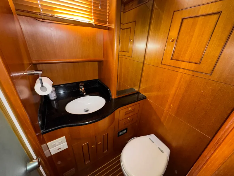 Slide: The Image of Ocean Alexander 45 CLASSICO 2005 - 18