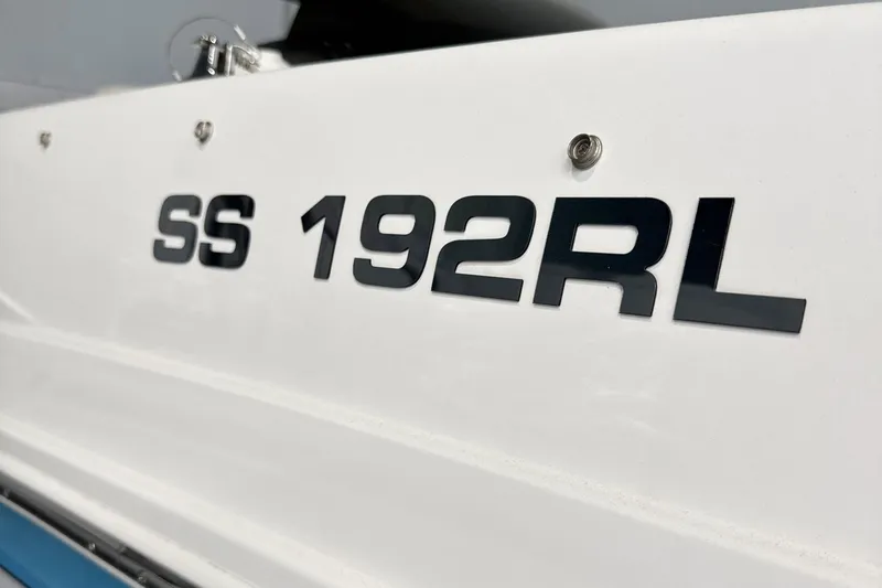 Slide: The Image of Hurricane SunDeck Sport 192 RL OB 2024 - 13