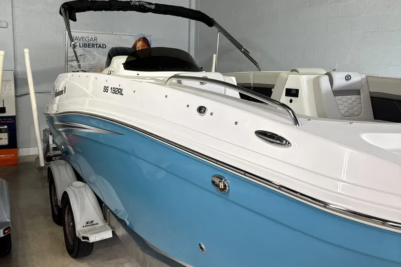 Slide: The Image of Hurricane SunDeck Sport 192 RL OB 2024 - 2