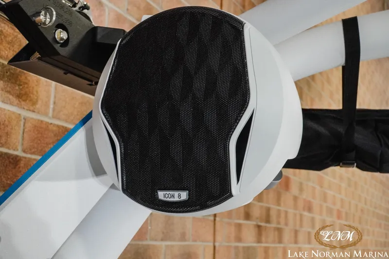 Slide: The Image of 2026 Malibu Wakesetter 22 MXZ boat speaker, Icon 8, at Lake Norman Marina. - 25