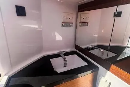 Slide: The Image of Sink in Axopar 28 Cabin boat, 2022 model. - 17