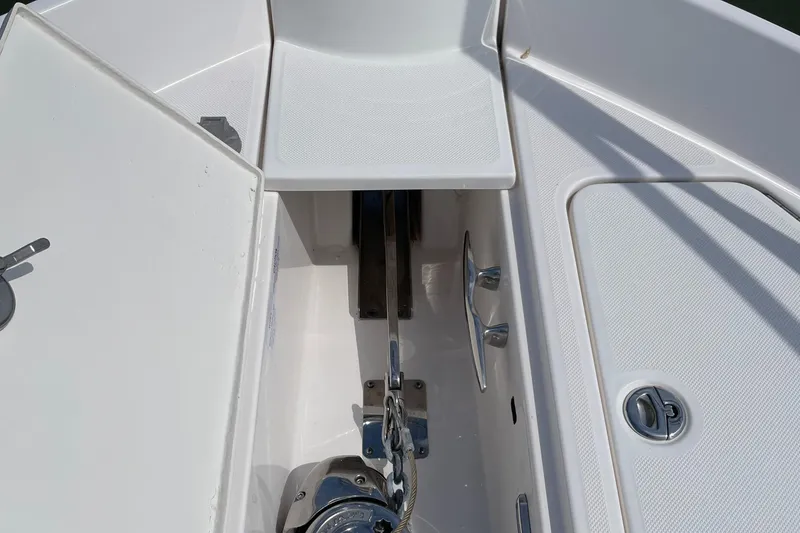 Slide: The Image of Regal 42 FXO 2022 - 55