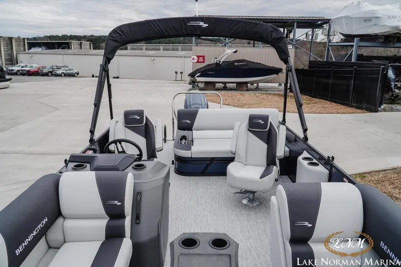 Slide: The Image of 2026 Bennington 22SSB SNAP pontoon boat with spacious seating at Lake Norman Marina. - 16