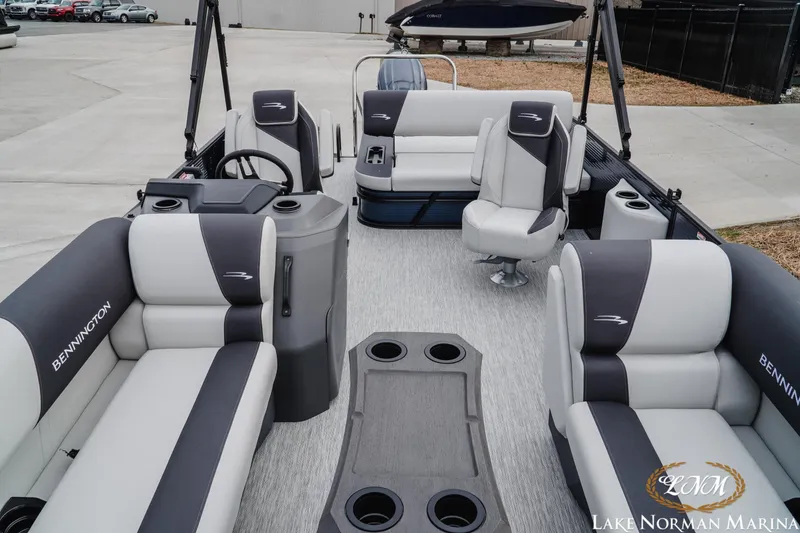 Slide: The Image of 2026 Bennington 22SSB SNAP pontoon boat with spacious seating and modern design. - 17