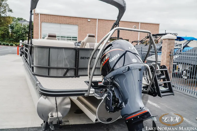 Slide: The Image of 2026 Bennington 23SSR pontoon boat with Yamaha engine at Lake Norman Marina. - 4
