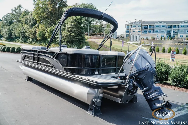 Slide: The Image of 2026 Bennington 22SSR pontoon boat with Yamaha engine at Lake Norman Marina. - 3