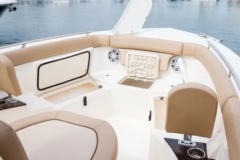 Slide: The Image of 2023-Scout-240-XSF-MarineMax - 30