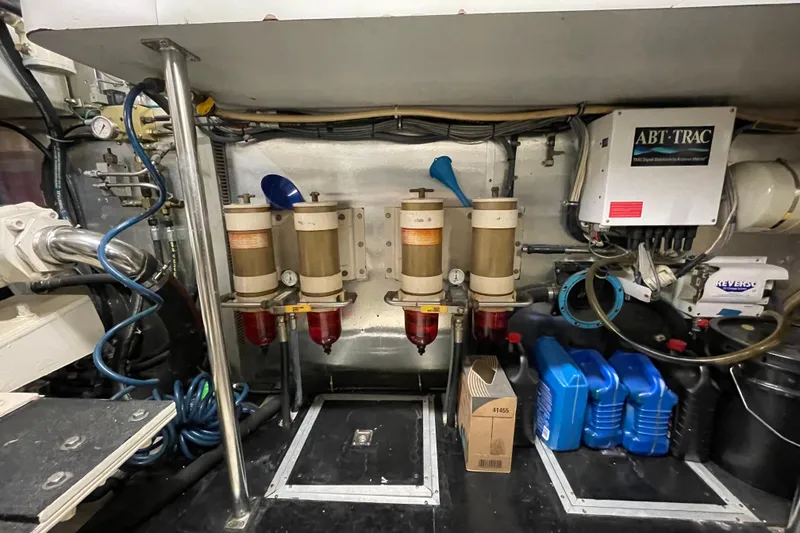 Slide: The Image of Engine room forward - 47