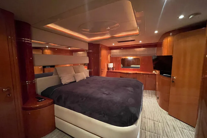 Slide: The Image of Master Cabin - Portside - 6