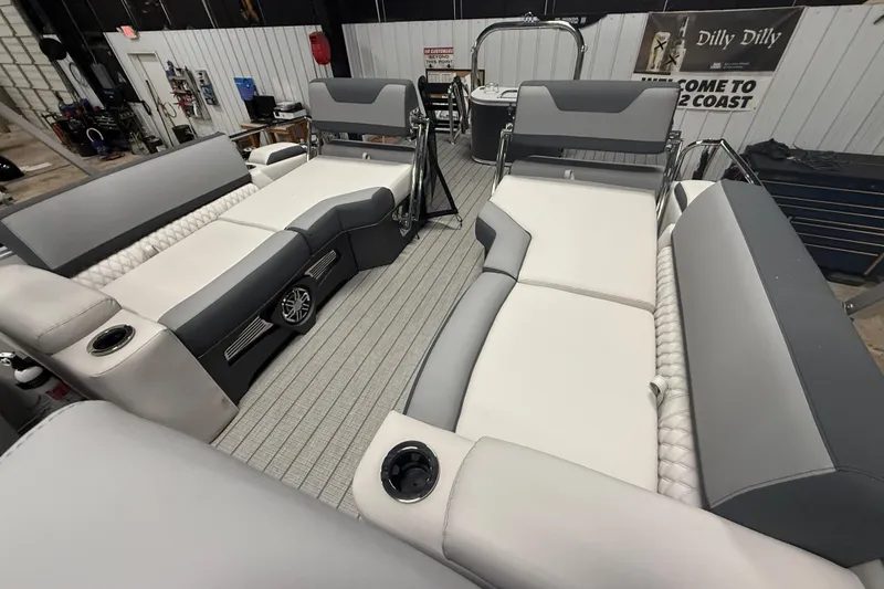 Slide: The Image of 2026 Avalon Catalina Quad Lounger Shift Windshield interior with luxurious seating and modern design. - 8