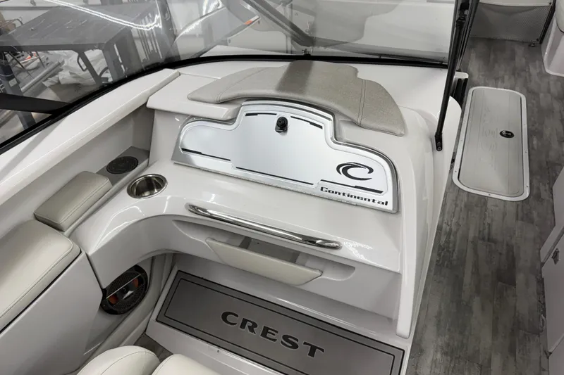 Slide: The Image of 2022 Crest Continental 250 SLS boat interior with sleek design and modern features. - 15