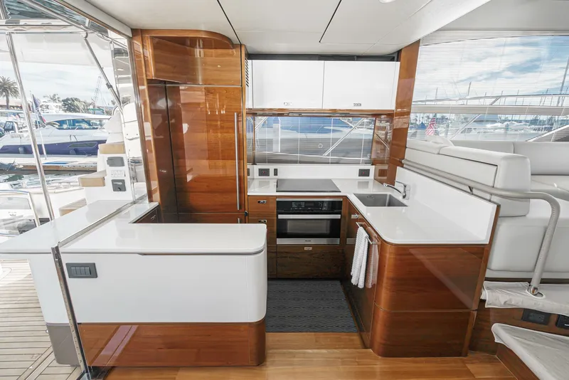 Slide: The Image of Princess F55 2019 - 6