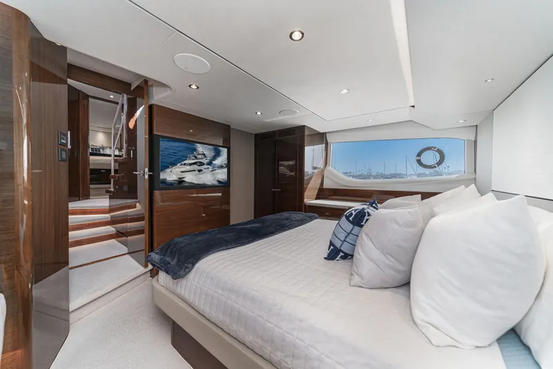 Slide: The Image of Princess F55 2019 - 67