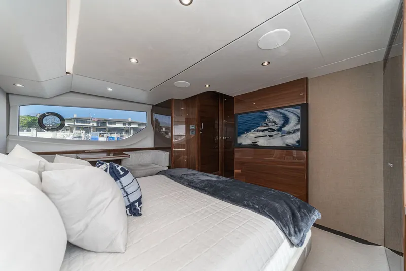 Slide: The Image of Princess F55 2019 - 69