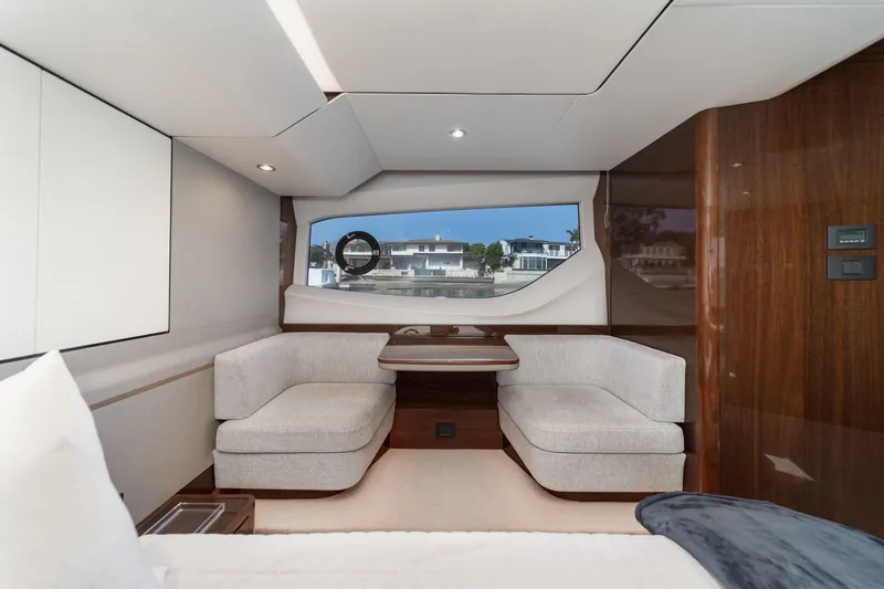 Slide: The Image of Princess F55 2019 - 70