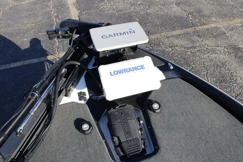 Slide: The Image of 2023 Skeeter ZXR21 boat with Garmin and Lowrance electronics on deck. - 32