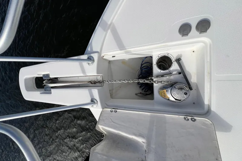 Slide: The Image of Anchor system on 2007 Luhrs 41 Hardtop boat, featuring chain and winch. - 10
