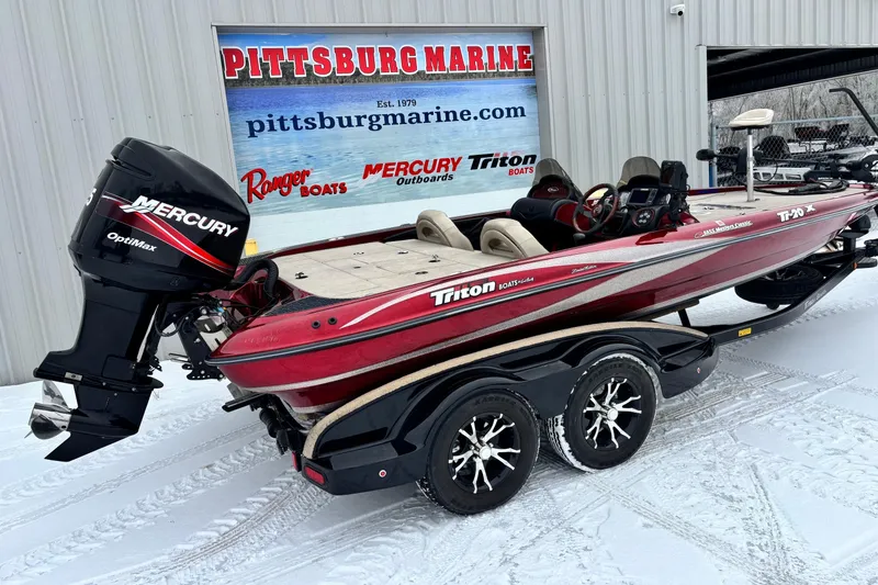 Slide: The Image of 2004 Triton Tr-20XDC boat with Mercury OptiMax engine at Pittsburg Marine dealership. - 3
