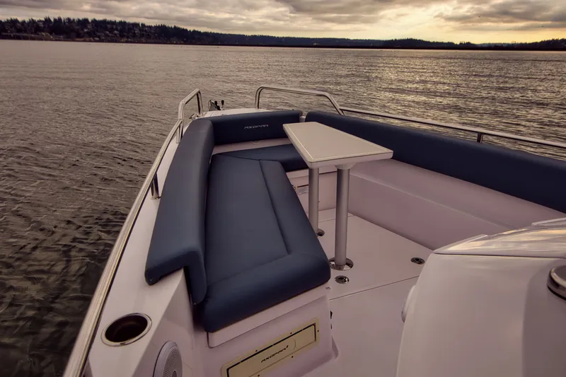 Slide: The Image of Axopar Axopar XC 28 Wet Bar 2022 - 13