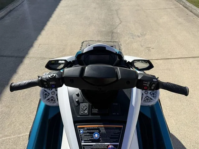 Slide: The Image of Yamaha FX Cruiser HO 2026 - 15