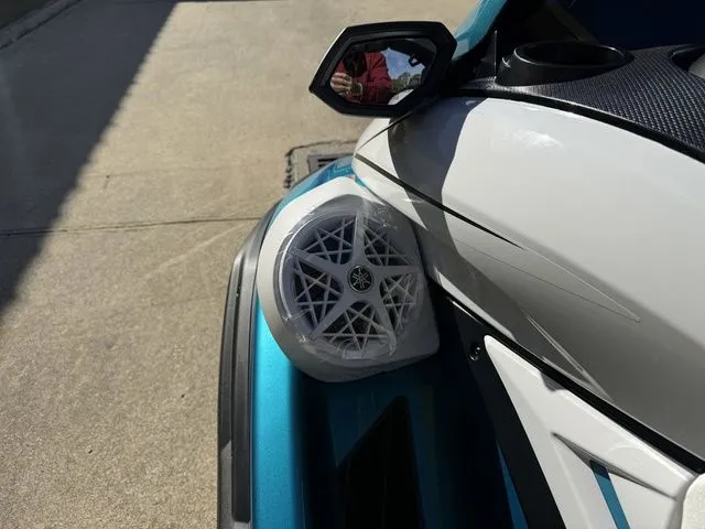 Slide: The Image of Yamaha FX Cruiser HO 2026 - 21